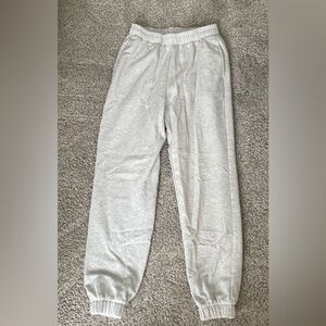 Light gray women’s sweatpants